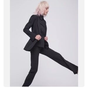 NORMA KAMALI Long-sleeved Suit Coat In Pinstripe Black Size S NWOT